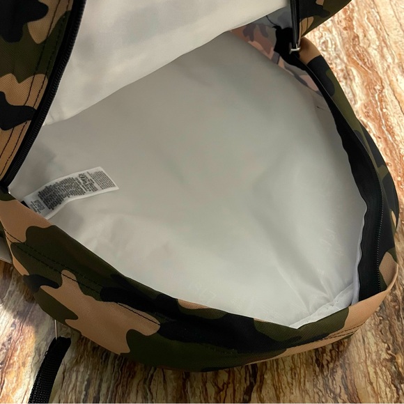 JanSport - Picture 4 of 5